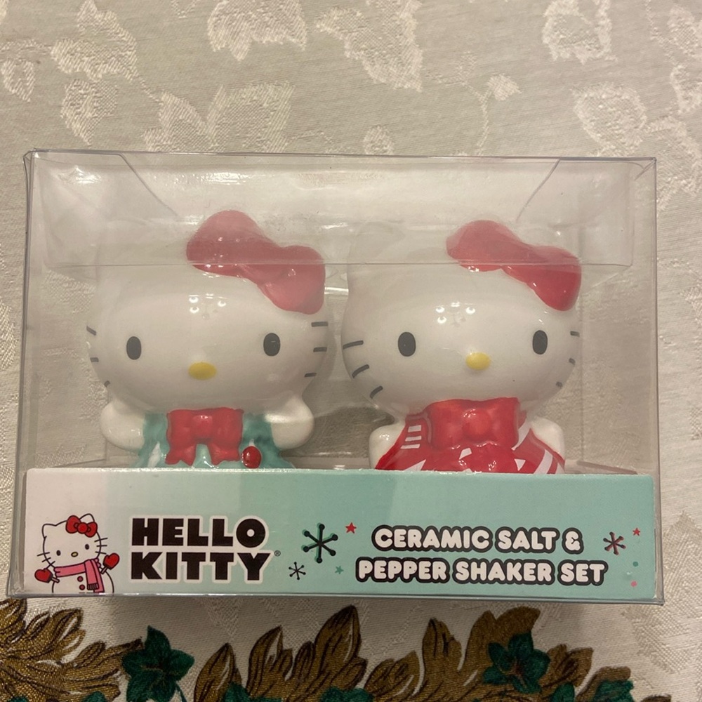 Hello Kitty Holiday Salt and Pepper Shakers
